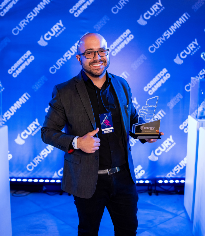 Wanderson Cruz — corretor campeão Cury